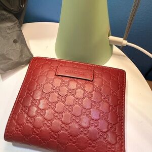 Gucci Crimson Embossed Leather Wallet